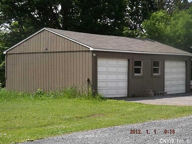 Garage.
