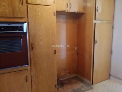 Property Photo. Lowes or Home Depot, here we come!