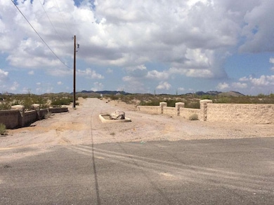 Entrance to Street/Subdivision