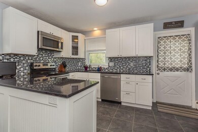 24 Humboldt St, Waltham, MA 02452 - photo 3