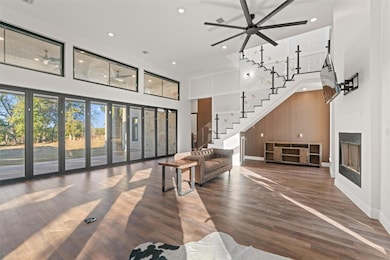 265 Maple Leaf Trail, Elgin, TX 78621 - photo 3