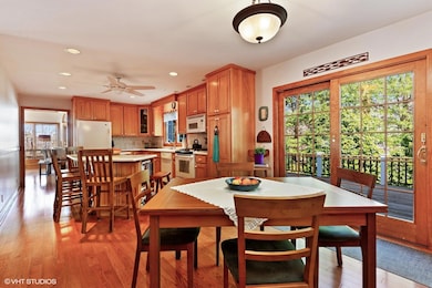 06_8PierceRoad_92_KitchenDiningRoom_MLSu