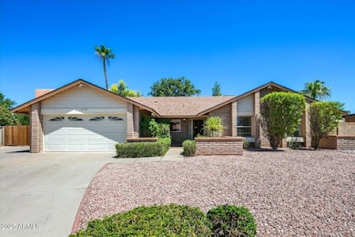 4316 E Ludlow Dr, Phoenix, AZ 85032 - photo 3