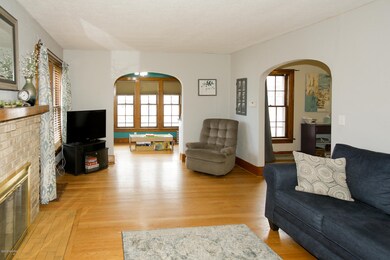 205 maple st-106