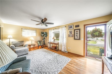 3427 Curtis St, Mogadore, OH 44260 - photo 6