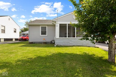 633 Fletcher Ln, Beech Grove, IN 46107 - photo 2