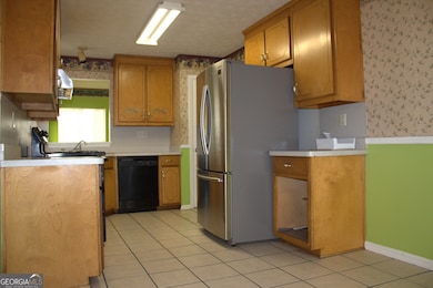 4620 Thomas Jefferson Ct, Stone Mountain, GA 30083 - photo 3