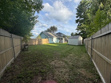 16 Spring St, Dover Foxcroft, ME 04426 - photo 5