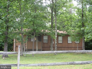 602 Plum Tree Ln, Berkeley Springs, WV 25411 - photo 6