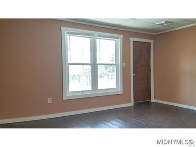 2nd Flr Living room