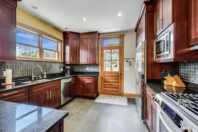 110 S Chandler Ave, Elmhurst, IL 60126 - photo 2