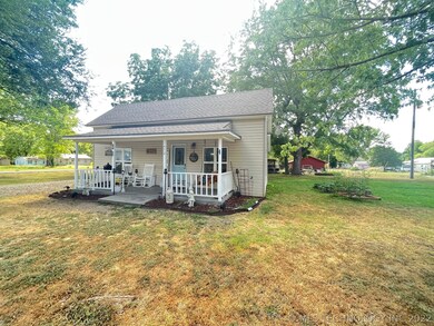 1472 S 2nd St, Westville, OK 74965 - photo 2