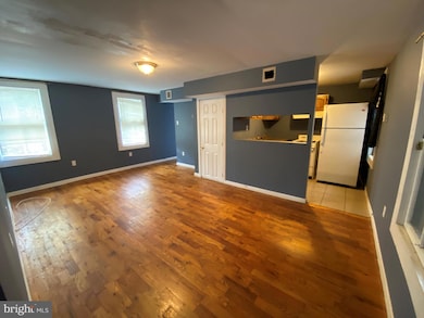 141 High St unit 1, Mount Holly, NJ 08060 - photo 3