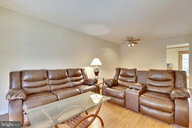 1544 Marlborough Ct, Crofton, MD 21114 - photo 5
