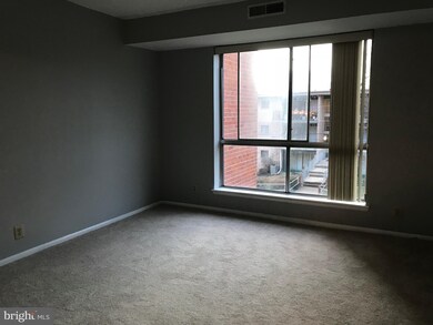 3704 N Rosser St unit 102, Alexandria, VA 22311 - photo 4