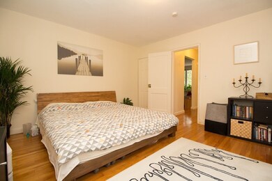 132 Beaconsfield Rd unit 2, Brookline, MA 02445 - photo 7