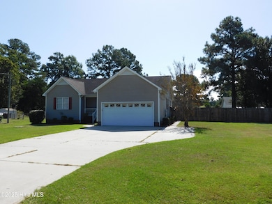 305 Gibbs Rd, New Bern, NC 28560 - photo 3