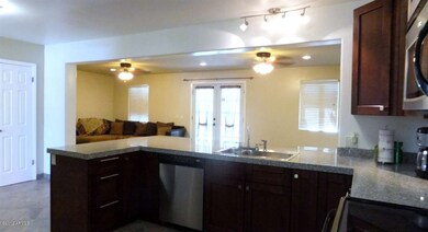 Kitchen to Family Rm