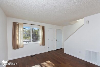 05-Living Room MS_8387
