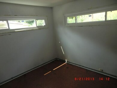 4226 W 22nd Ave, Gary, IN 46404 - photo 6