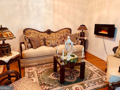 614 Maltese Dr, Atlanta, GA 30349 - photo 6