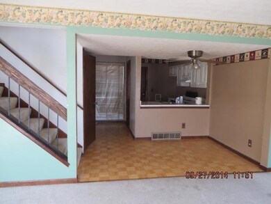 5251 Deignese Place unit 16B, Columbus, OH 43228 - photo 3