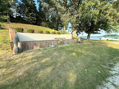 128 Ems D21 Ln, Syracuse, IN 46567 - photo 6