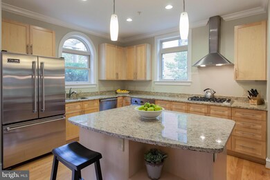 2215 12th Ct N, Arlington, VA 22201 - photo 4