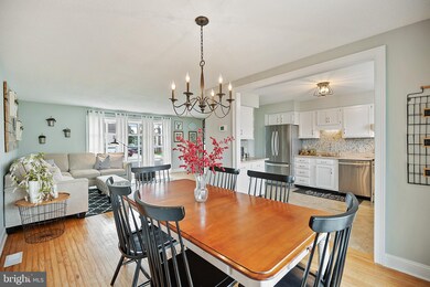 1043 Lynwood Ln, Somerdale, NJ 08083 - photo 5