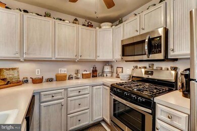 9151 Gracious End Ct unit 104, Columbia, MD 21046 - photo 6