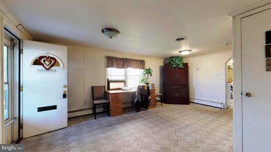 3105 S 2nd St, Whitehall, PA 18052 - photo 6