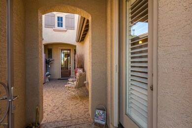 3) CASITA ENTRY