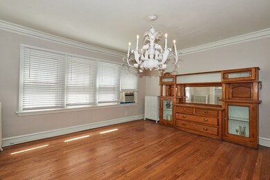 1137 Gunderson Ave, Oak Park, IL 60304 - photo 3