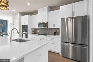 827 Fountain Trail, Kennett Square, PA 19348 - photo 6