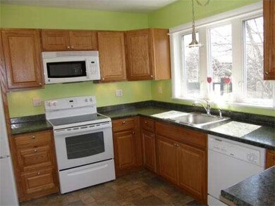 51 Westglow St, Dorchester, MA 02122 - photo 2