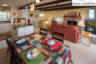 Dining & Kitchen
