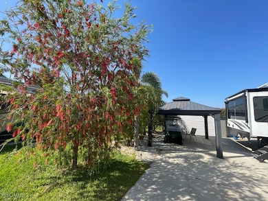 10313 Nightwood Dr, Fort Myers, FL 33905 - photo 5