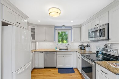 50 Normandy Dr, Cranston, RI 02920 - photo 7