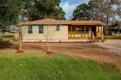 202 Avenue I, Brazoria, TX 77422 - photo 3