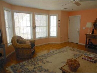 24 Centre Ave unit 4C, Boston, MA 02124 - photo 2