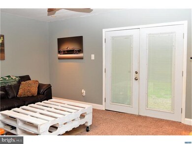 3023 W Greenshire Ct, Claymont, DE 19703 - photo 4