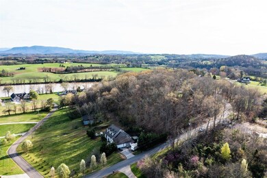 02-Lazy-River-Ln-Tennessee-2