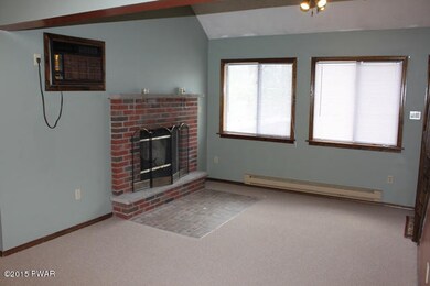 177 Eastwood Cir, Hawley, PA 18428 - photo 3