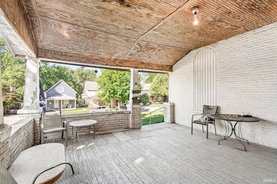 122 Crescent St, Goshen, IN 46528 - photo 7