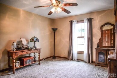 2620 Kenny Lee Dr, Lima, OH 45807 - photo 6