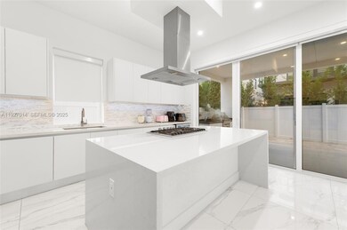 7455 NW 103rd Place, Doral, FL 33178 - photo 5