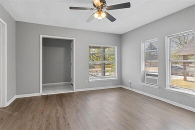 929 Rice St, Denison, TX 75020 - photo 7