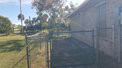 1785 Skyline Ln, Sebastian, FL 32958 - photo 2