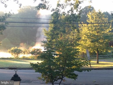 711 Lees Ln, Collingswood, NJ 08108 - photo 5