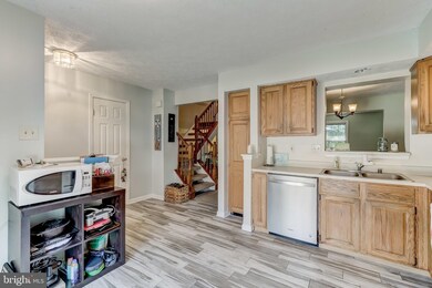 415 Woodhill Dr, Owings Mills, MD 21117 - photo 7